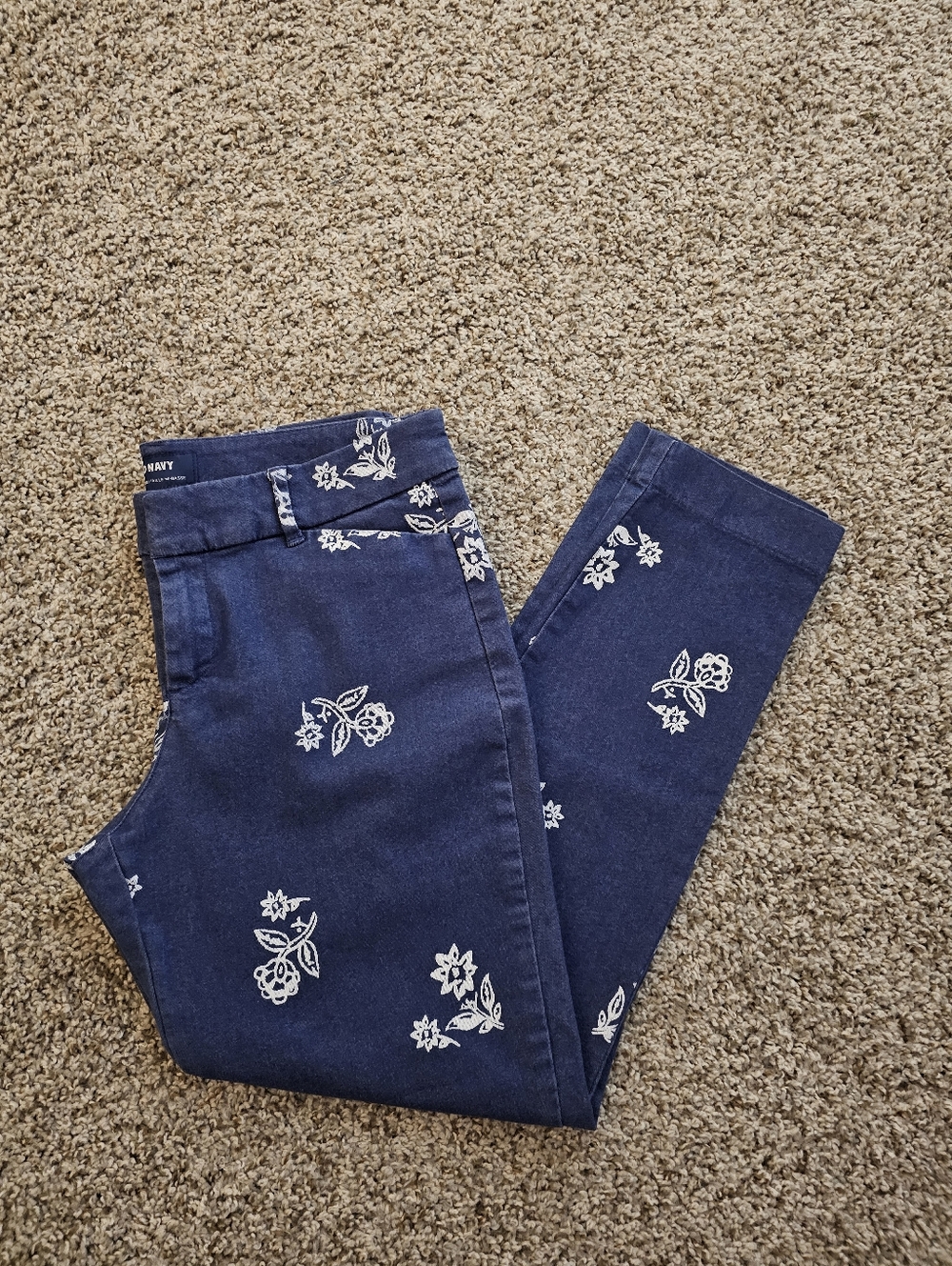 OLD NAVY PIXIE JEANS